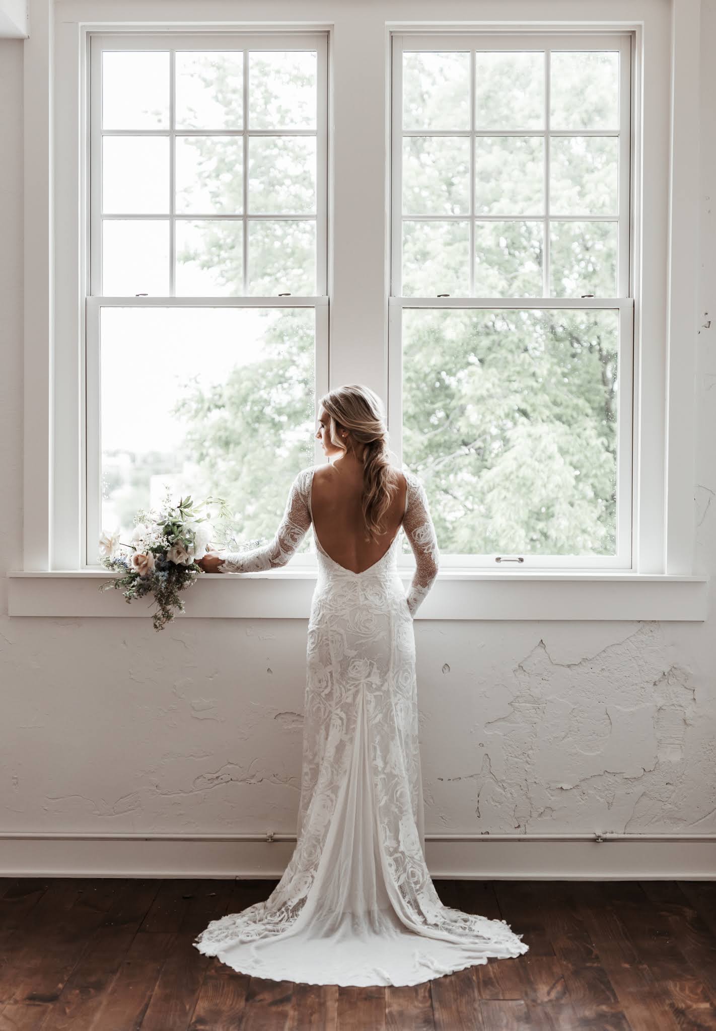 Everything You Need to Know About Wedding Gowns - IVORY+ink Co.